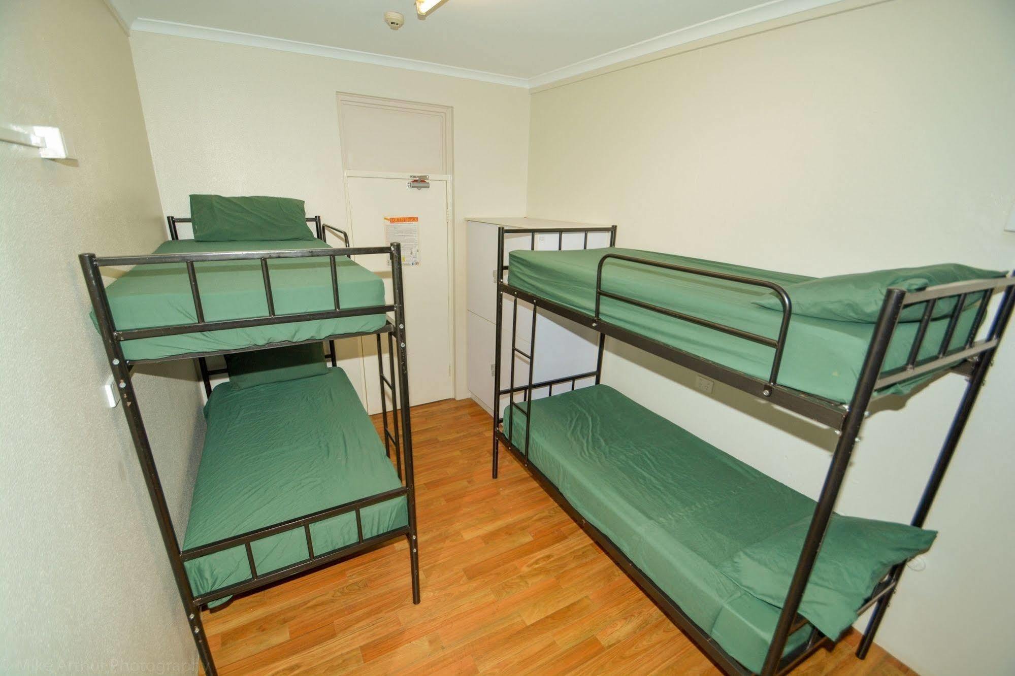 Chillis Backpackers Hostel Darwin Exterior photo